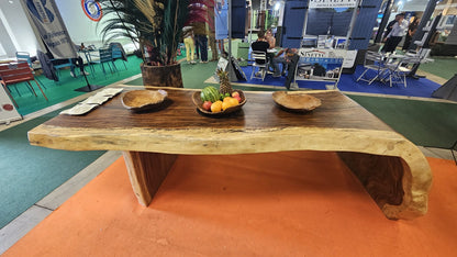 table-bois-massif-brut-tranche-naturelle-mobilier-artisanal-zen-bois-concept